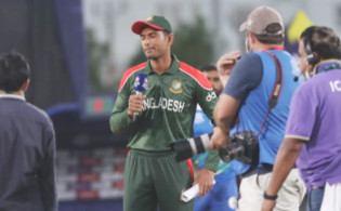 প্রথম দল হিসেবে সুপার টুয়েলভ থেকে বিদায় নিশ্চিত হল