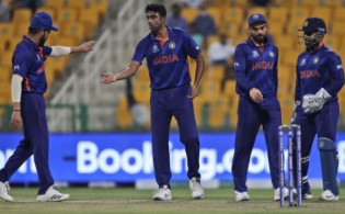 সেমিফাইনালের আশা বাঁচিয়ে রাখার মিশনে ভারত