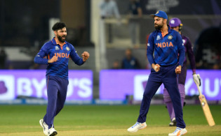 ভারতকে একেবারেই অল্প রানের টার্গেট দিলো