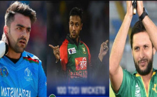 সাকিব নয় যে রেকর্ড গড়লেন রশিদ খান