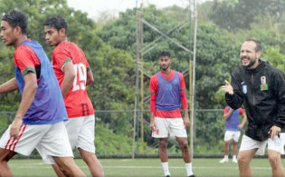 দিনের পর দিন পিছিয়ে যাচ্ছে সময় আজও হচ্ছে না বাংলাদেশর ম্যাচ