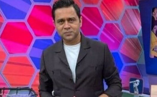 ওকে বিশ্রাম দেওয়া হয়েছে না বাদ,কঠিন প্রশ্ন ছুড়ে দিলেন আকাশ চোপড়া