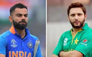 হঠাৎ করেই কোহলিকে যে পরামর্শ দিলেন আফ্রিদি