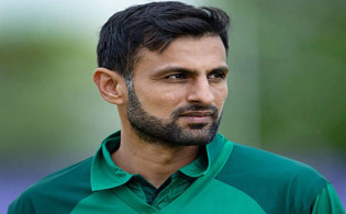 বাংলাদেশের মাটিতে ক্রিকেটকে বিদায় বলবেন শোয়েব মালিক