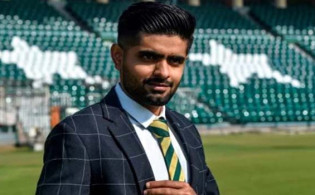 ভক্তের চিঠির উত্তর দিলেন বাবর আজম