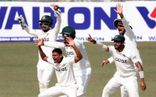 আউট, আউট, আউট, টাইগারদের দুর্দান্ত বোলিংয়ে দিশেহারা পাকিস্তানের ব্যাটসম্যানরা