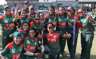 চরম দুঃসংবাদ মেয়েদের দেশে ফেরা নিয়ে শঙ্কা