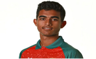 দ্বিতীয় ওয়ানডেতে প্রান্তিকের দূদার্ন্ত সেঞ্চুরিতে ভারতকে বিশাল রানের টাগের্ট দিল বাংলাদেশ