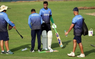 অবশেষে দলে সাথে অনুশীলনে যোগ দিলেন সাকিব