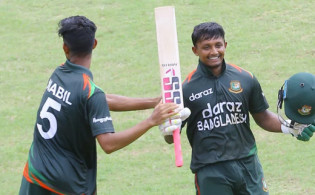 তৃতীয় ওয়ানডেতে ভারতের বিপক্ষে লড়াকু সংগ্রহ বাংলাদেশের