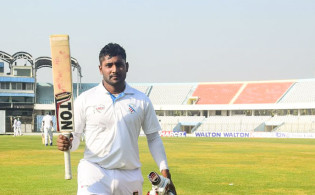 অবশেষে কপাল খুলতে যাচ্ছে ইমরুল কায়েসের