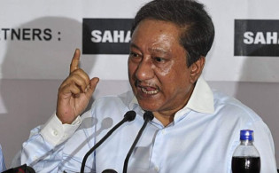 এবার লেগ স্পিনাদের নিয়ে ক্ষুব্ধ হয়ে বোমা ফাটালেন পাপন
