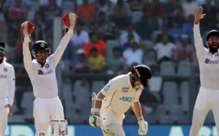 এজাজের ১৪ উইকেটের পরও নিশ্চিত জয়ের পথে ভারত