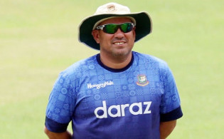 ৩০ নভেম্বরই বরখাস্ত হন কোচ ডমিঙ্গো