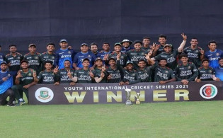নতুন ইতিহাস গড়ে ফাইনালে ভারতকে হারিয়ে শিরোপা জিতলো বাংলাদেশ