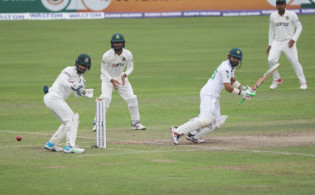 ২য় টেস্টের প্রথম ইনিংস ঘোষণা করলো পাকিস্তান