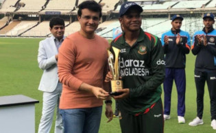 কলকাতার ইডেন গার্ডেন্সে ভারতকে ১৮১ রানে হারিয়ে চ্যাম্পিয়ান বাংলাদেশ