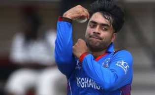 আইপিএল নিলামে এই ৩ ফ্রাঞ্চাইজি রশিদ খানকে দলে নেয়ার জন্য লড়াই করবে