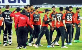 বাংলাদেশ বনাম নিউজিল্যান্ড আগেই কিউই শিবিরে বড় দুঃসংবাদ
