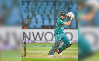ওয়েস্ট ইন্ডিজকে বিশাল রানের টার্গেট দিলো পাকিস্থান