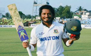 বিজয়ের ‘১২’ রানের আক্ষেপ