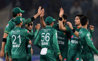 টানটান উত্তেজনাকর ম্যাচে পাকিস্তানের সিরিজ জয়