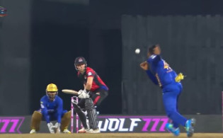 টি-টোয়েন্টি ইতিহাসে প্রথম ঘটল বিরল ১ ঘটনা, অবাক ক্রিকেটবিশ্ব