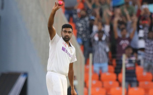 তিন বছর আগেই অবসরে যেতে চেয়েছিলেন অশ্বিন