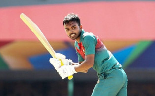 ডাবল সেঞ্চুরির পথে তরুণ ব্যাটসম্যান তৌহিদ হৃদয়