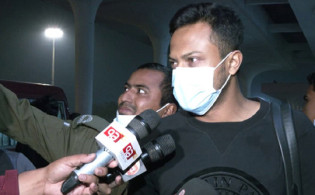 এভাবে খেলা অসম্ভব নতুন ইঙ্গিত দিলেন সাকিব