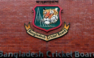 বিপিএলে ঢাকার মালিকানায় বিসিবি