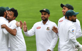 প্রস্তুতি ম্যাচে ব্যাটে- বলে দুর্দান্ত খেলেছে বাংলাদেশ