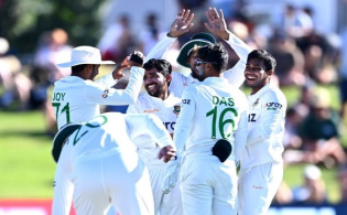 ৭০ রানে ৫ উইকেট হারিয়ে নিউজিল্যান্ড অলআউট