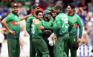 বাংলাদেশকে প্রশংসায় ভাসাচ্ছেন ভারতীয় ধারাভাষ্যকাররা