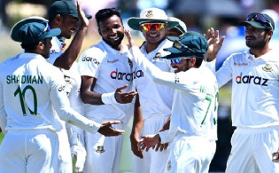 ব্রেকিং নিউজ : নিউজিল্যান্ডের মাটিতে দিন শেষে শেষ হাসি হাসল বাংলাদেশ