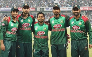 দেশের ক্রিকেটের সুপার স্টারদের স্পন্সরের অভাব হয় নাকি