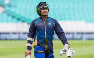 এবার টেষ্ট ক্রিকেটকে বিদায় জানালেন শ্রীলঙ্কান ক্রিকেটার গুনাথিলাকা