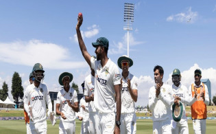 ইনজুরির কারনে বাদ পড়লো মুশফিক,কপাল খুললো নাইম শেখের