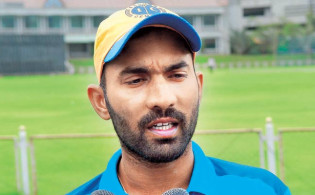 যে কারনে ক্যারিয়ার শেষের পথে দীনেশ কার্তিকের