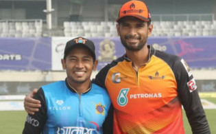 ব্রেকিং নিউজ: বিপিএলের ১ম দিনে মাঠে নামছে চট্টগ্রাম বনাম বরিশাল এবং ঢাকা বনাম খুলনা