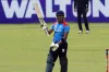 ছক্কা বৃষ্টিতে ৪টা বল হারালো এনামুল হক বিজয়