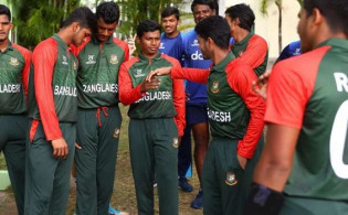 বিশ্বকাপের বাঁচা মরার লড়াইয়ে মাঠে নামছে বাংলাদেশ