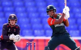 হাড্ডাহাড্ডি লড়াইয়ে শেষ হলো আমিরাত ও বাংলাদেশের ম্যাচ