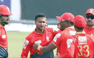 দিনের শুরুতেই দেখেনিন টিভিতে আজকের খেলার সময়