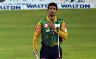 এইমাত্র শেষ হলো ঢাকা ও বরিশাল ম্যাচের টস