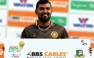 ম্যান অব দ্যা ম্যাচ পুরস্কার পাওয়ার পর অপুর জীবনে নেমে এলো চরম দু:সংবাদ