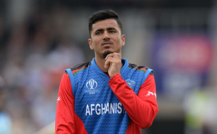 বিপিএলে যোগ দেওয়ার আগেই বরিশাল দল ও নিজের খেলা নিয়ে অবিশ্বাস্যভাবে যা বললেন : মুজিব