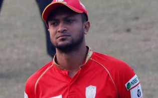 ‘অসহায়ত্ব’ স্বীকার করে নিলেন সাকিব