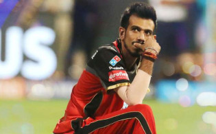 অবশেষে সামনে এলো গোঁপন তথ্য : আইপিএল নিলাম থেকে কত টাকা চান