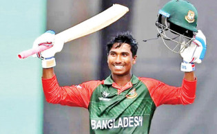 আরিফুলের টানা দ্বিতীয় শতকে বাংলাদেশের রানের পাহাড়